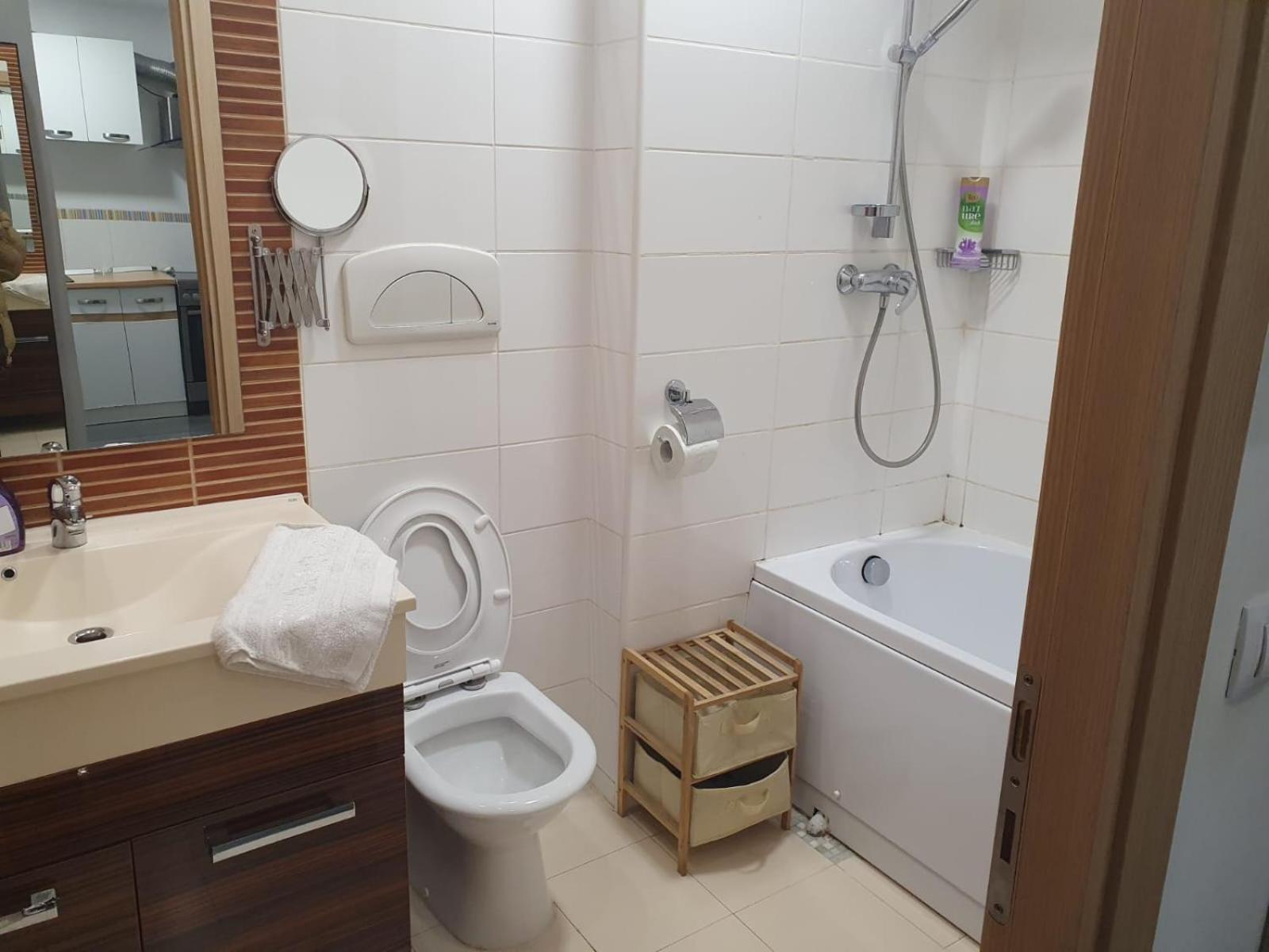 Appartamento Marcy Apartament Bucarest Esterno foto
